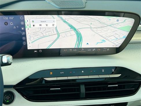 New 2025 Buick Enclave Avenir w/ Super Cruise Package image 8