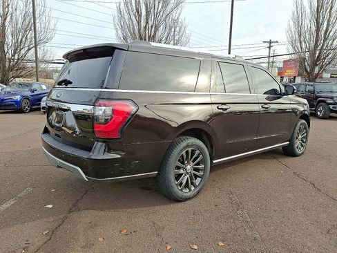 Used 2021 Ford Expedition Max Limited image 6
