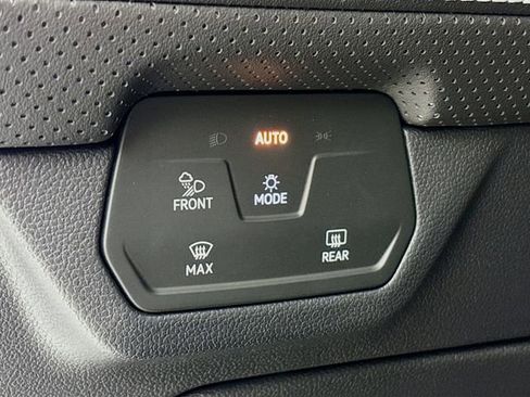 New 2026 Volkswagen Atlas SE image 10