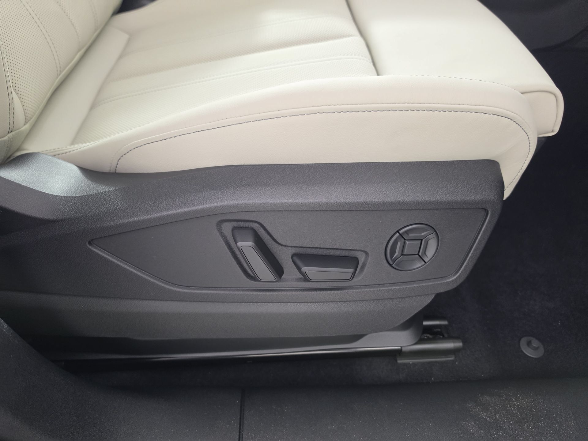 New 2026 Audi Q5 Prestige AWD/4WD image 36