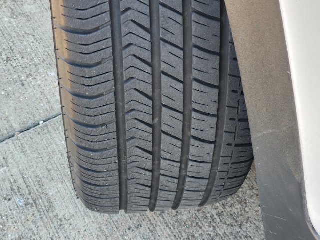 Used 2020 GMC Terrain SLT w/ Preferred Package FWD image 11