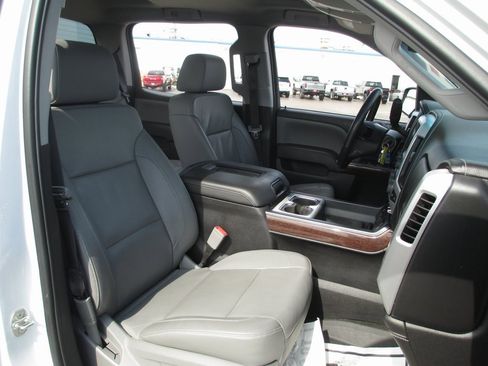 Used 2017 GMC Sierra 1500 SLT w/ SLT Premium Package image 22