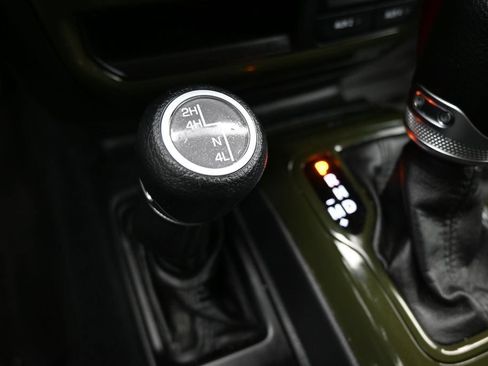 Used 2021 Jeep Wrangler Unlimited Sport AWD/4WD image 23