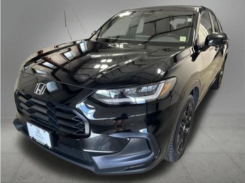 Certified 2025 Honda HR-V Sport image 1