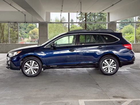 Used 2018 Subaru Outback 2.5i Limited AWD/4WD image 8