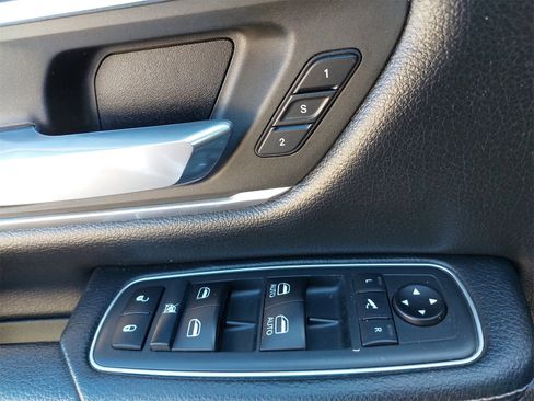 Used 2020 RAM 1500 Laramie image 34