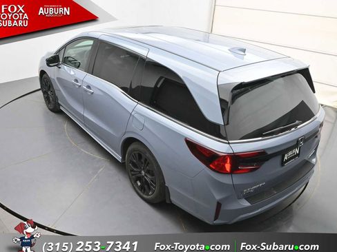 Used 2025 Honda Odyssey Sport-L image 25