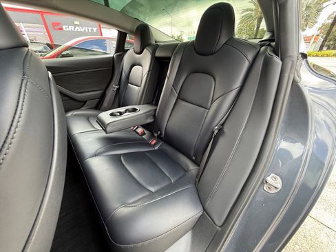 Used 2023 Tesla Model 3 Standard Range RWD image 17