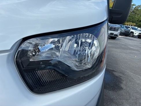 Used 2025 Ford Transit 250 Low Roof w/ Exterior Upgrade Package RWD image 8
