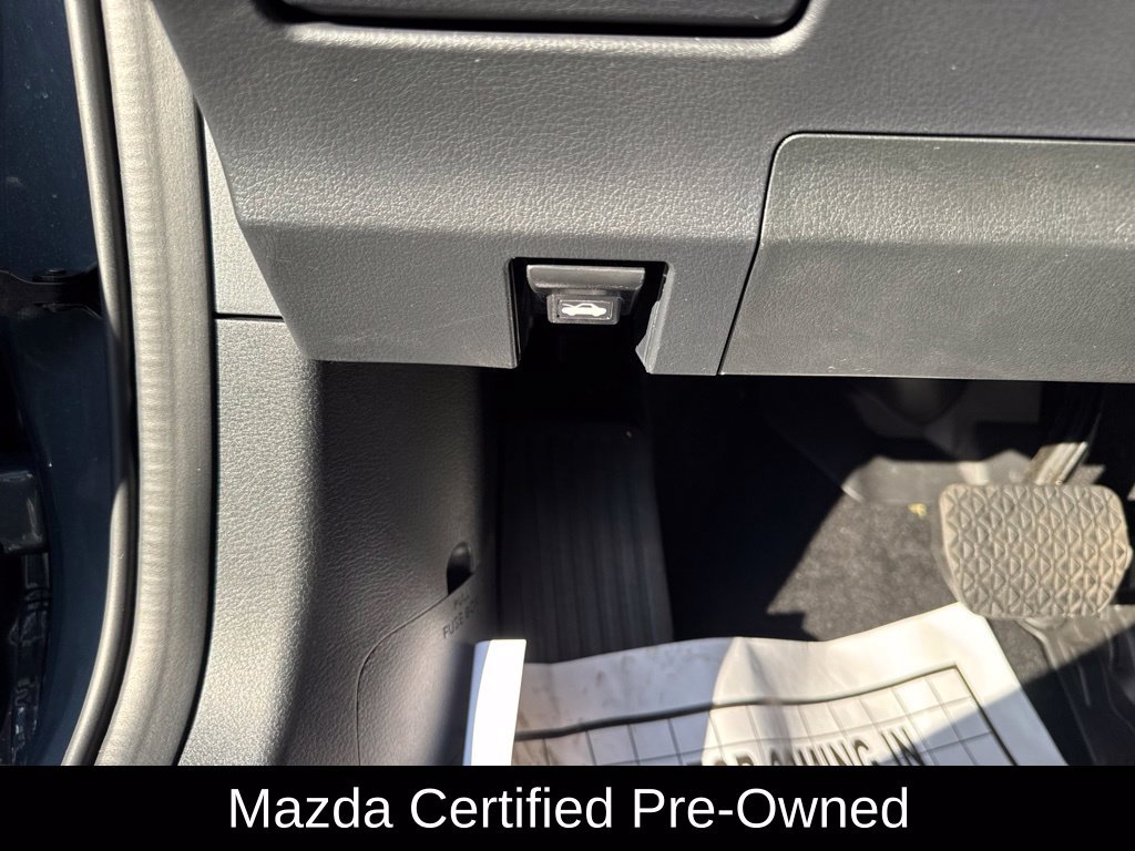 Certified 2024 MAZDA CX-30 AWD 2.5 S w/ Preferred Package image 37