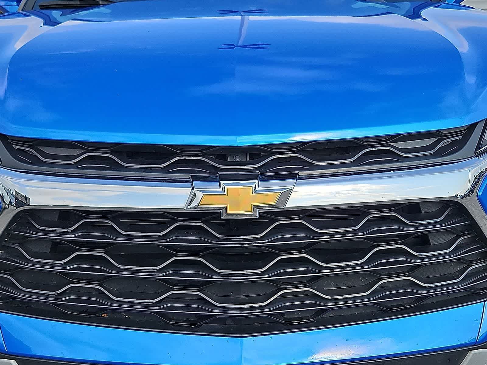 Used 2025 Chevrolet Blazer LT w/ Convenience Package FWD image 34