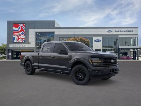 New 2026 Ford F150 XLT w/ XLT Black Appearance Package AWD/4WD image 7