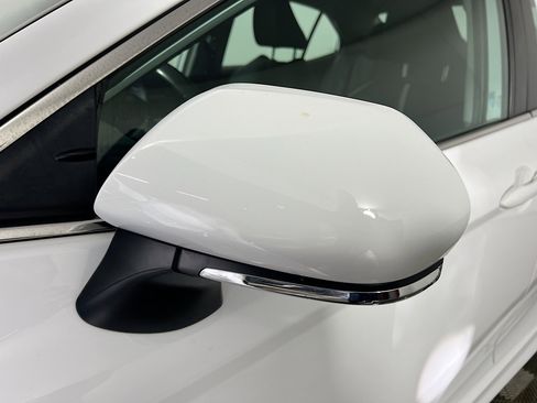 Used 2023 Toyota Camry SE image 13