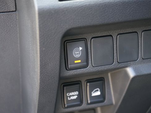 Used 2023 Nissan Frontier S w/ Technology Package image 21