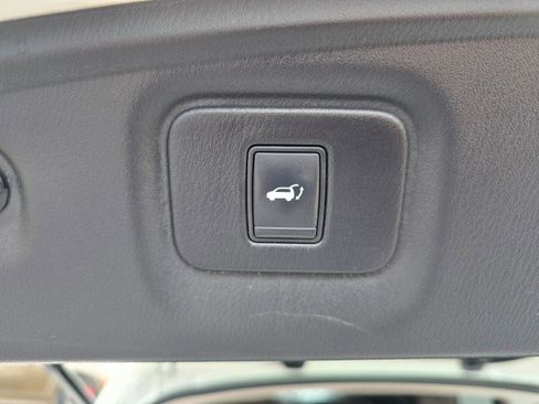 Used 2015 INFINITI QX60 AWD w/ Premium Plus Package image 39