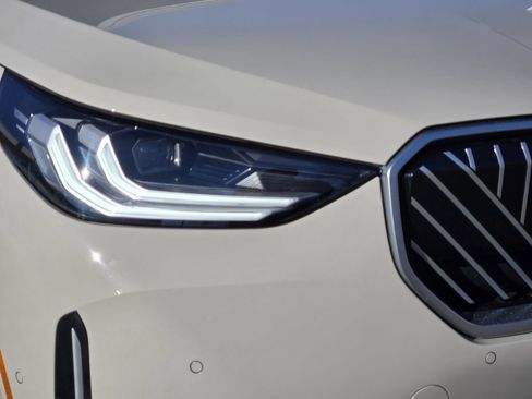 Certified 2025 BMW X3 xDrive30i w/ Convenience Package AWD/4WD image 9