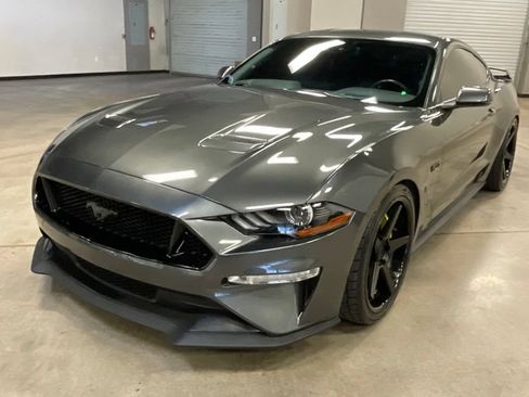 Used 2018 Ford Mustang GT Premium w/ GT Performance Package RWD image 2