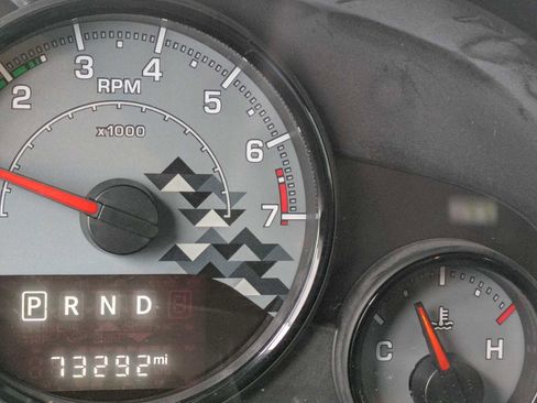 Used 2017 Jeep Wrangler Unlimited Sahara image 27