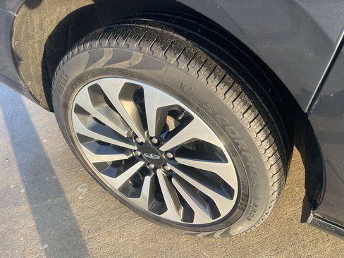 Used 2022 Lincoln Navigator L Reserve image 4