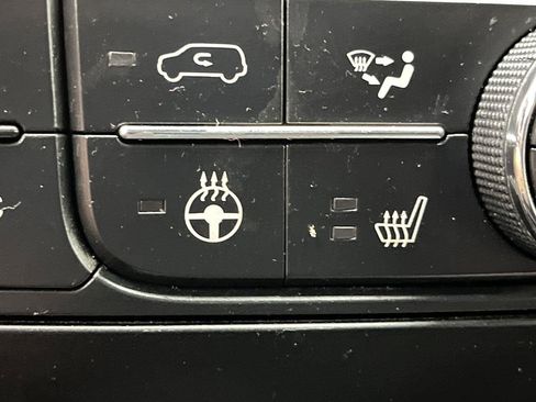 Used 2019 Dodge Grand Caravan GT FWD image 18