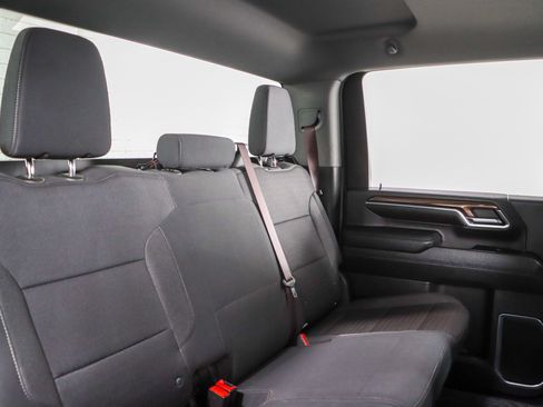 Used 2024 Chevrolet Silverado 2500 LT AWD/4WD image 30