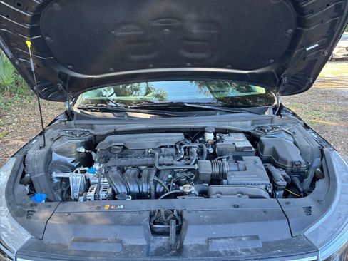 Used 2025 Kia K4 LXS image 33