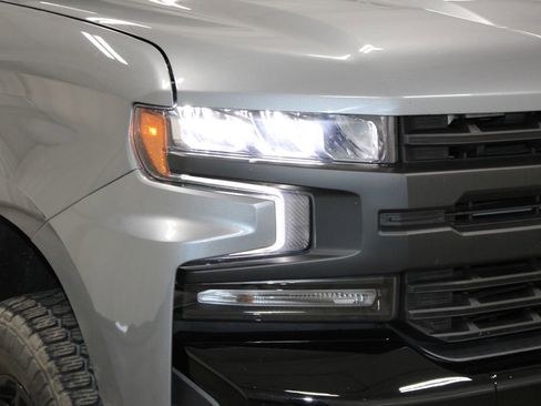 Used 2020 Chevrolet Silverado 1500 LT Trail Boss AWD/4WD image 11