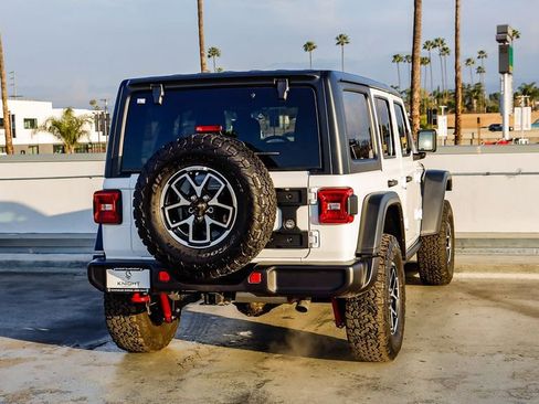 New 2025 Jeep Wrangler Unlimited Rubicon image 9