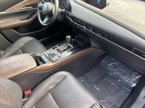 Used 2024 MAZDA CX-30 AWD 2.5 S w/ Premium Package image 16