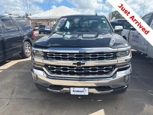 Used 2018 Chevrolet Silverado 1500 LTZ w/ Texas Edition RWD image 5