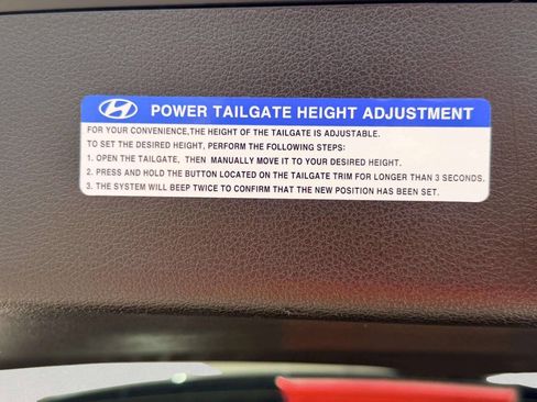 Used 2022 Hyundai Palisade SEL w/ 8P Bench Seat Package AWD/4WD image 6