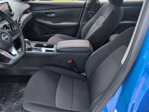 Used 2025 Nissan Sentra SV FWD image 24