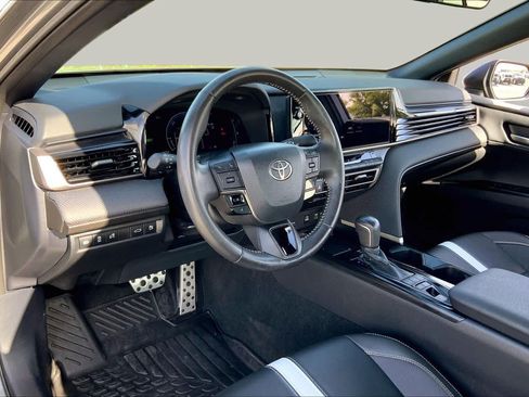 Used 2025 Toyota Camry SE w/ Multimedia Upgrade Package FWD image 17