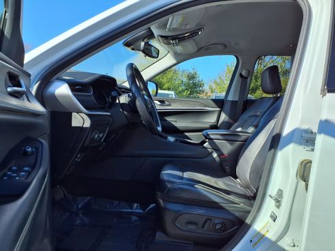 Used 2022 Jeep Grand Cherokee L Limited image 20