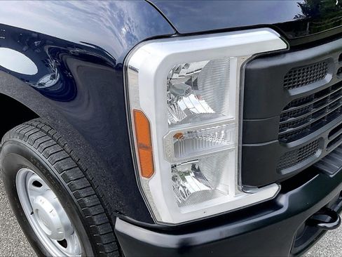 Used 2024 Ford F350 XL w/ 360-Degree Camera Package RWD image 25