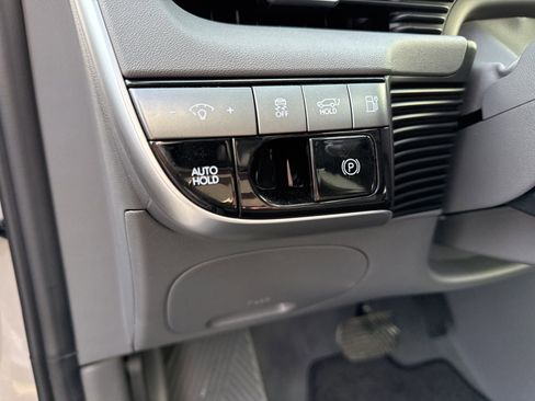 Certified 2025 Hyundai Ioniq 5 SEL image 20