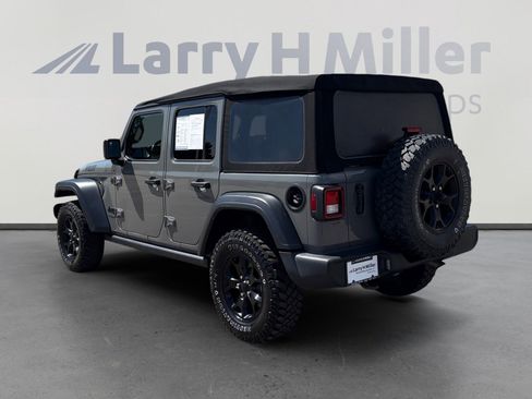Used 2022 Jeep Wrangler Unlimited Sport AWD/4WD image 4