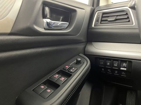 Used 2017 Subaru Outback 2.5i Premium image 25