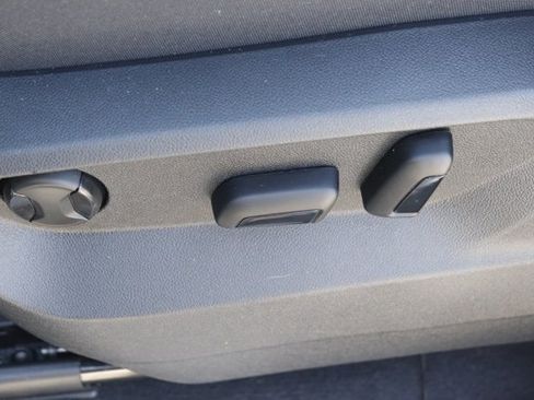 Used 2024 Volkswagen Atlas Peak Edition SE image 16