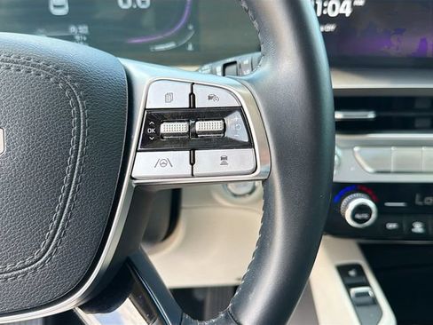 Used 2024 Kia Telluride S FWD image 36