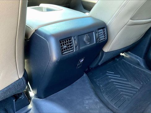 Used 2019 Toyota Tundra Limited image 24