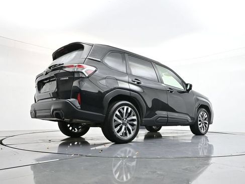 Used 2025 Subaru Forester Touring AWD/4WD image 33