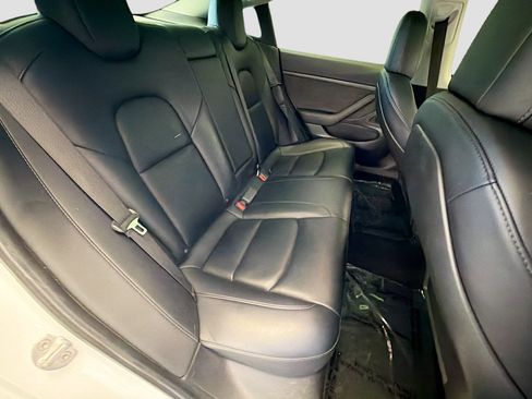 Used 2021 Tesla Model 3 Standard Range Plus RWD image 14
