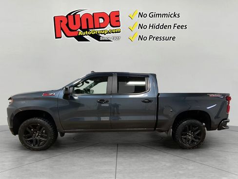 Used 2022 Chevrolet Silverado 1500 LT Trail Boss w/ Convenience Package II image 3