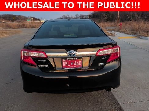 Used 2012 Toyota Camry XLE w/ Leather Pkg image 4