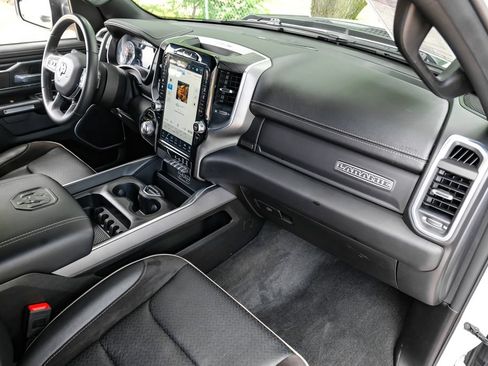 Used 2023 RAM 1500 Laramie AWD/4WD image 23