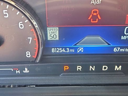 Used 2020 Ford Explorer Limited w/ Class III Trailer Tow Package AWD/4WD image 13
