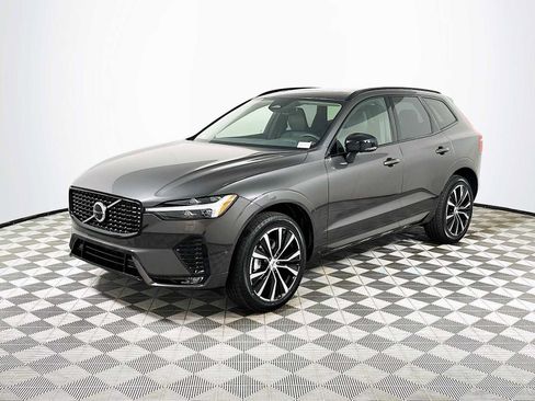 Used 2025 Volvo XC60 B5 Plus w/ Protection Package Premier image 3