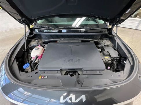 Used 2023 Kia Niro Wind FWD image 32