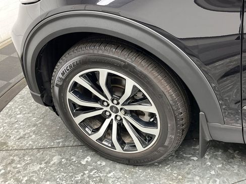 Certified 2023 Ford Explorer ST-Line w/ Class IV Trailer Tow Package image 37